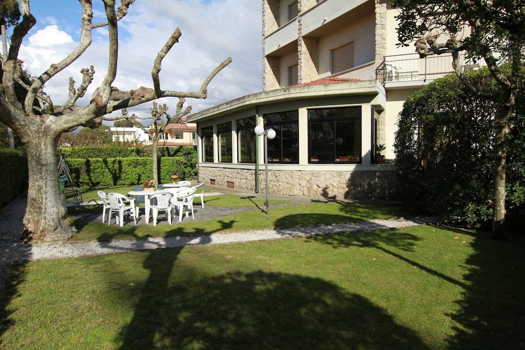 Hotel Montecarlo Lido di Camaiore Exterior foto