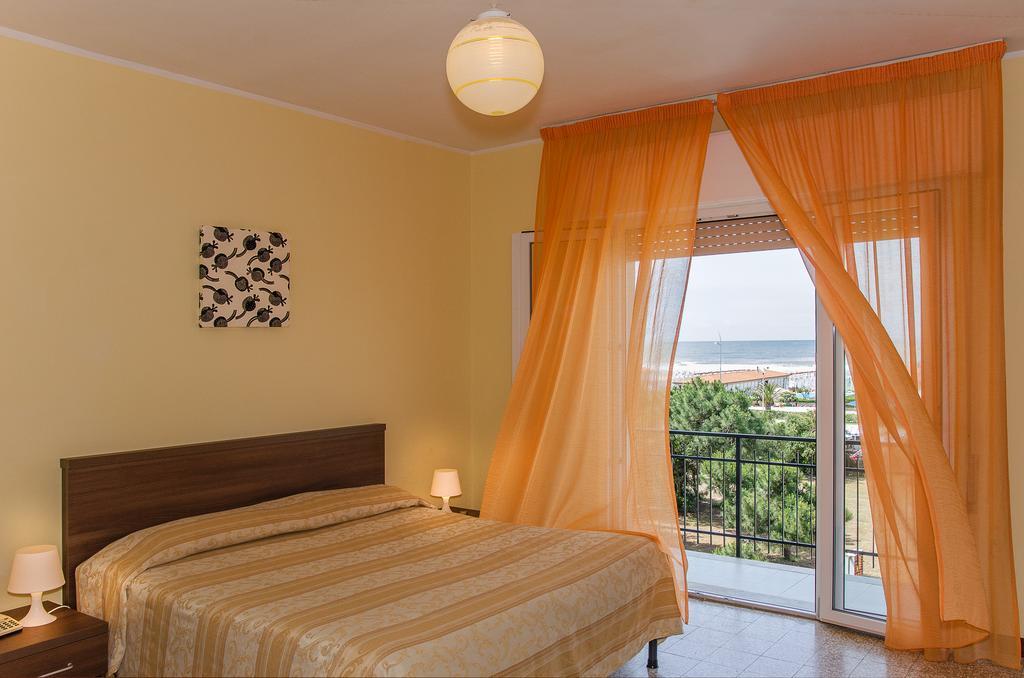 Hotel Montecarlo Lido di Camaiore Exterior foto